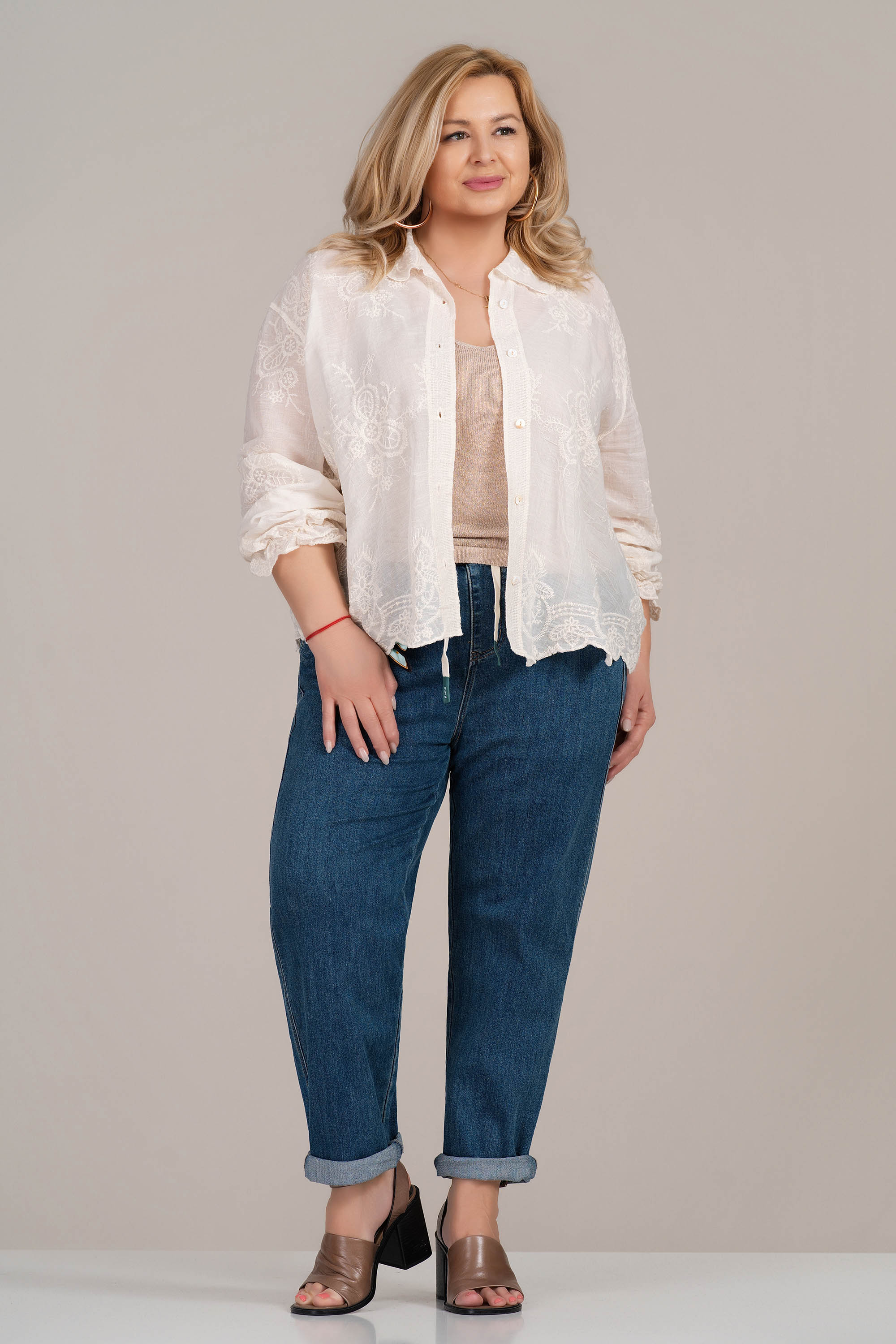 МАКСИ дънки в сино с ластик в талията и декорация мече със сатенена панделка