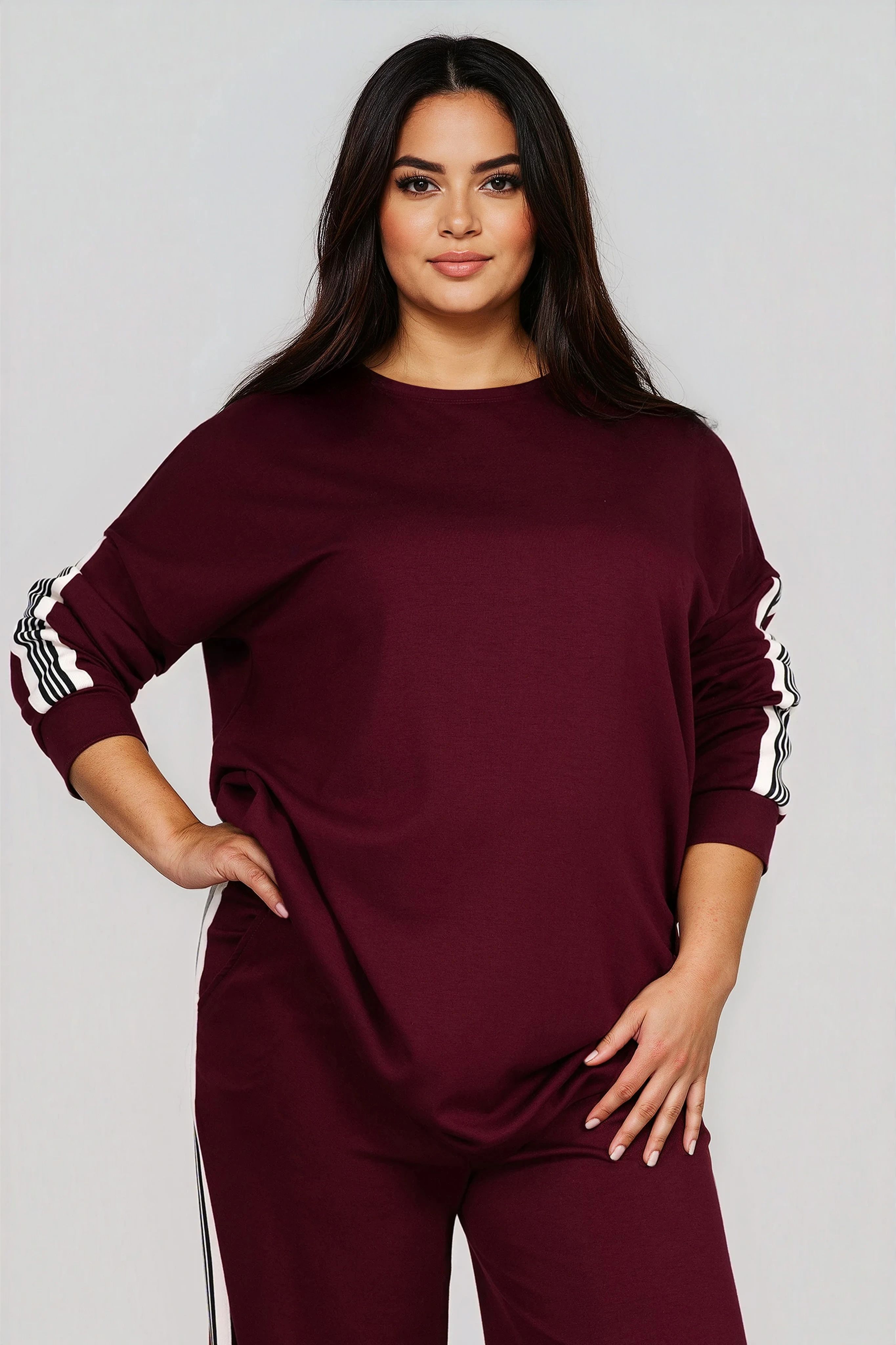 МАКСИ комплект в бордо с блуза и широк панталон