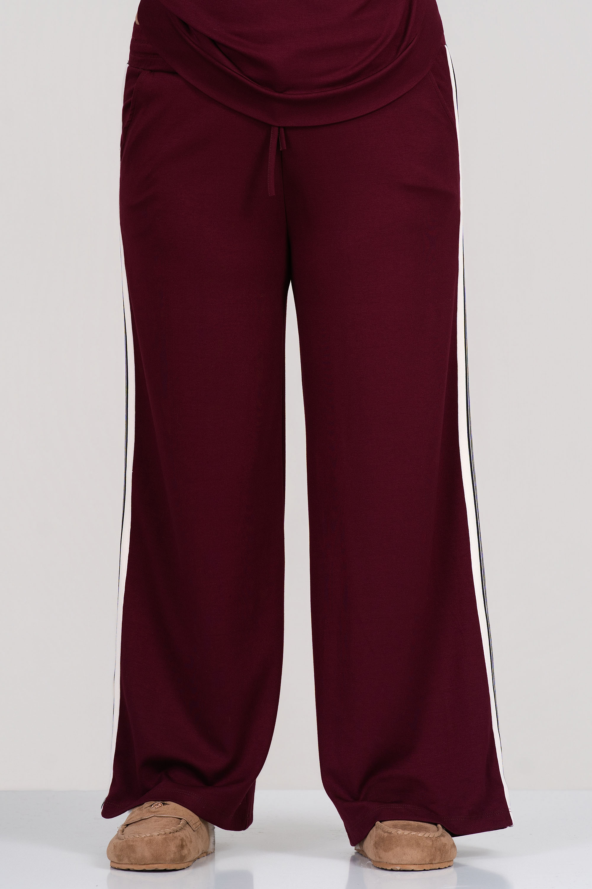 МАКСИ комплект в бордо с блуза и широк панталон