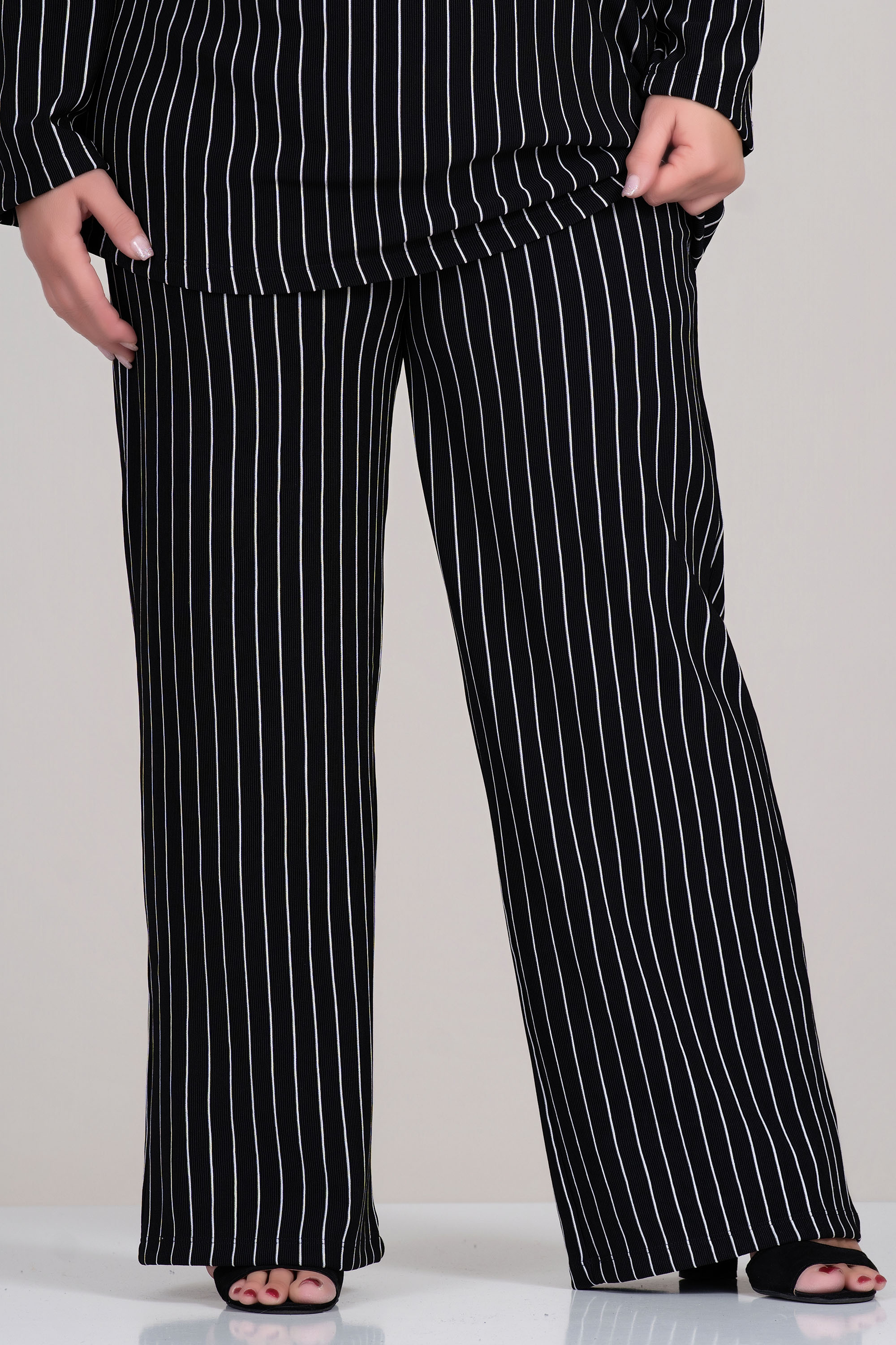 МАКСИ комплект в черно с принт светло райе