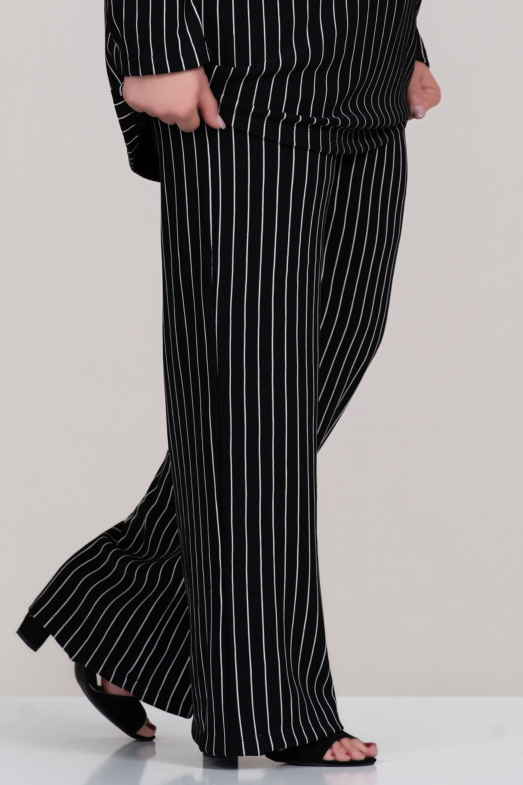 МАКСИ комплект в черно с принт светло райе