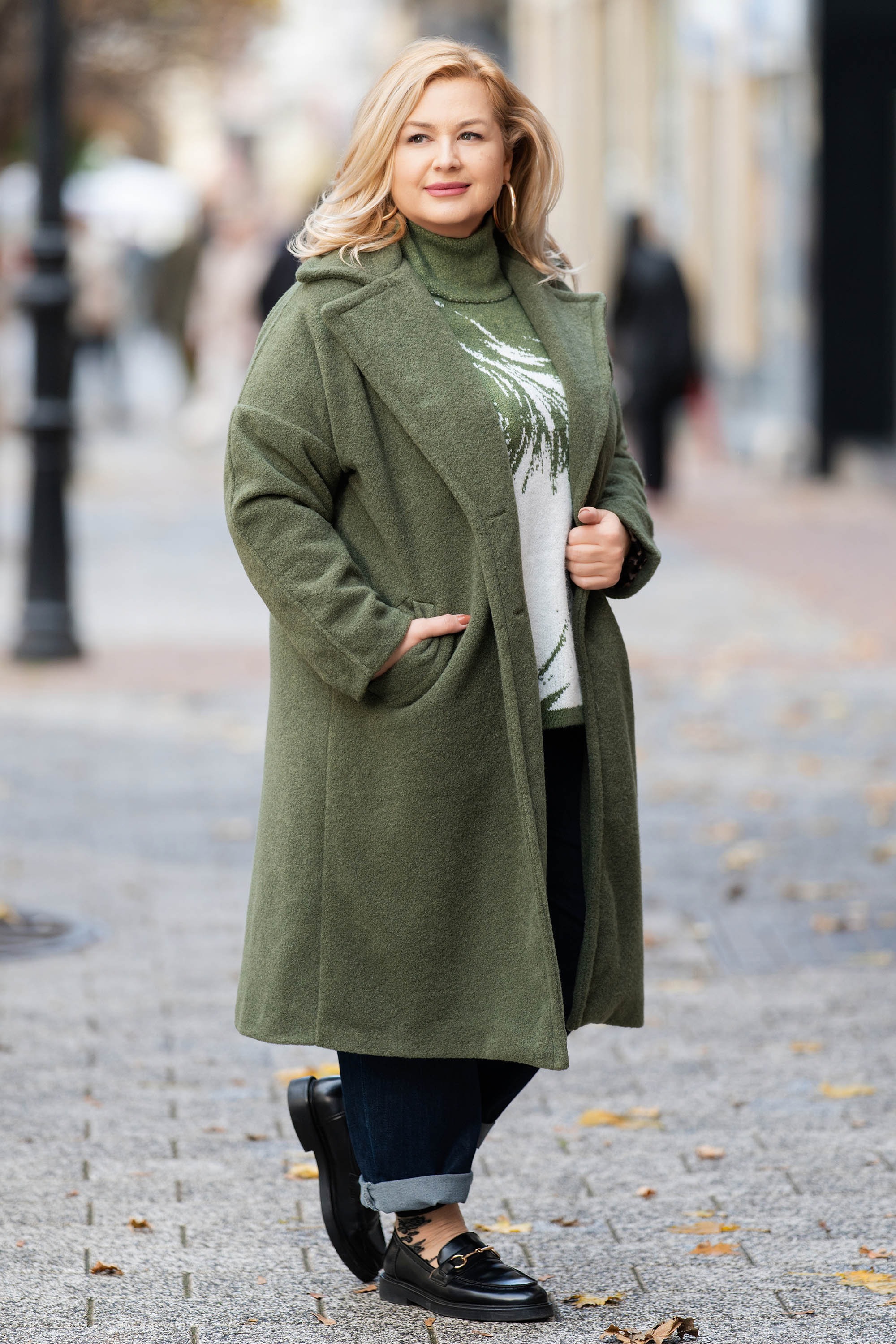 МАКСИ меко зелено палто с леопардов хастар и класическа линия