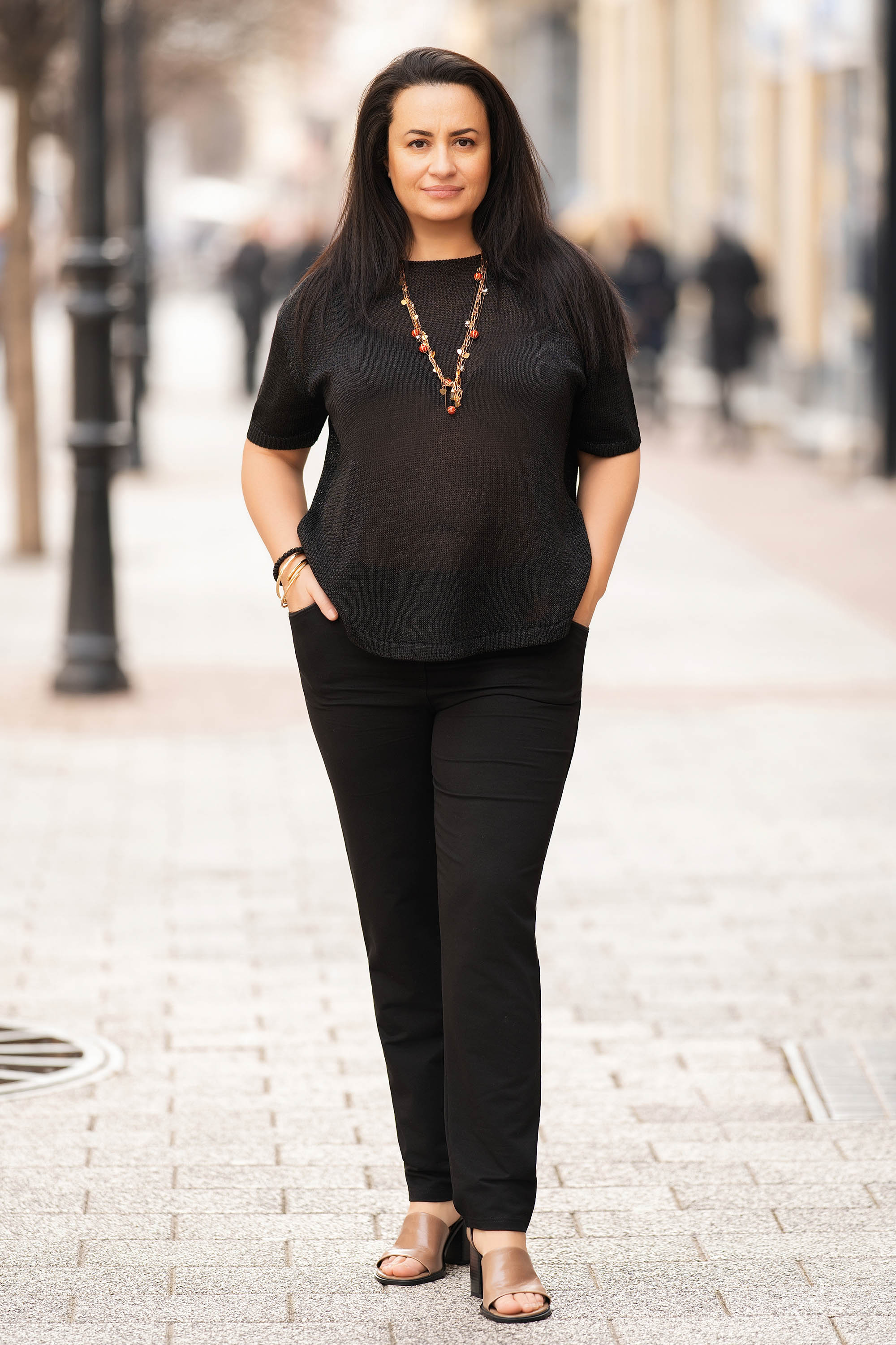 Макси панталон от памук в черно с кожен кант и ластик в талията