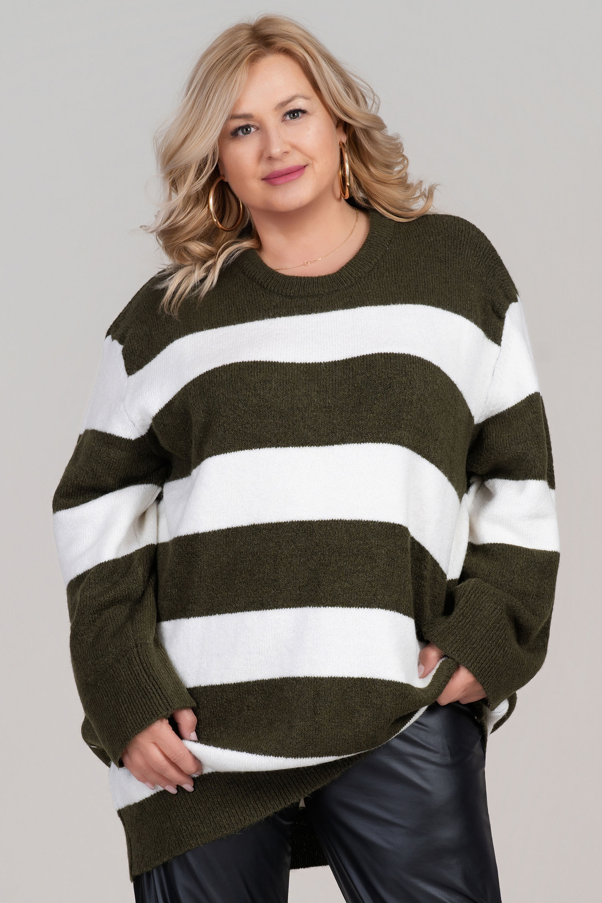 МАКСИ плетен пуловер с вълна в раиран зелен принт