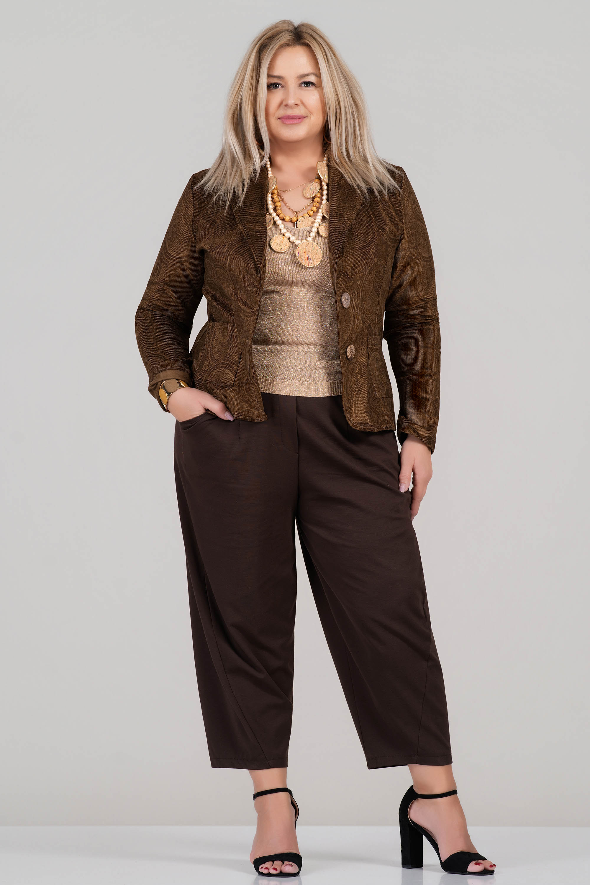 МАКСИ плътно кадифено сако в кафяво с етно принт