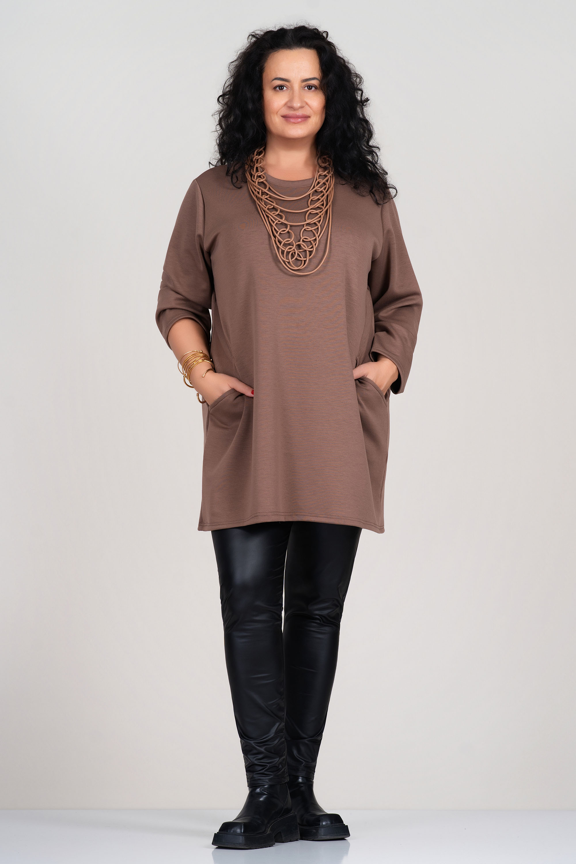 МАКСИ туника в млечно кафяво с два джоба