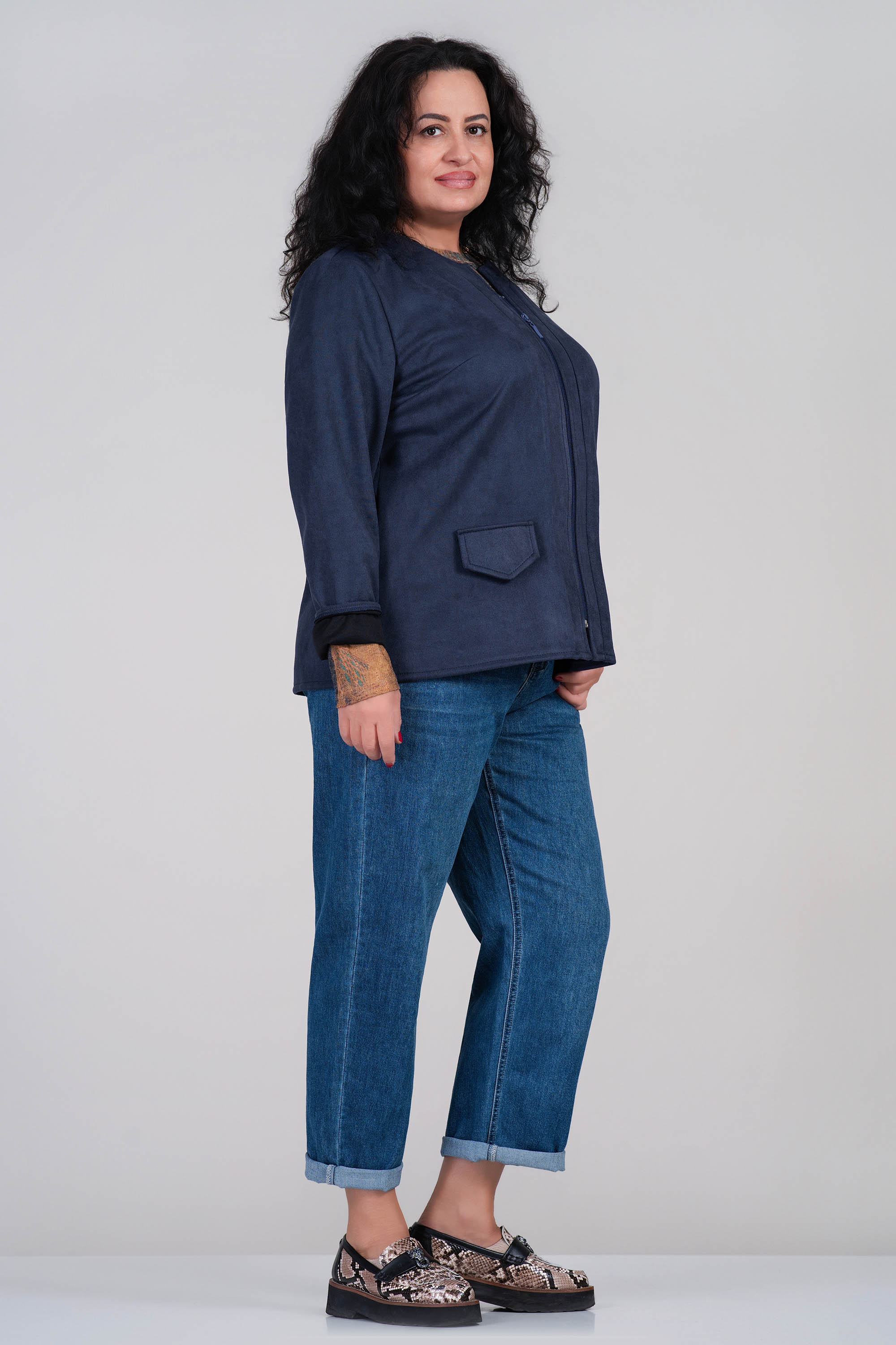 МАКСИ тънко велурено яке тип сако в тъмносиньо