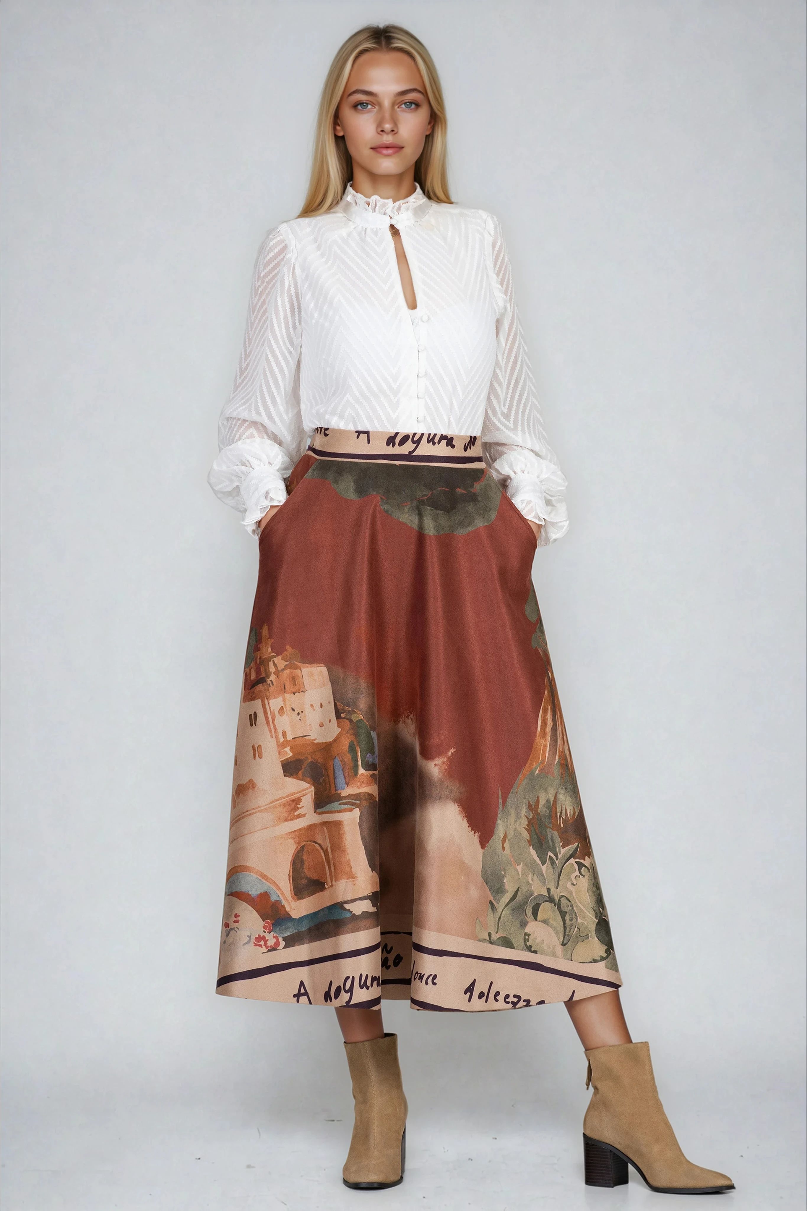 Модерна велурена пола в керемиден цвят с артистичен принт и ластик в талията